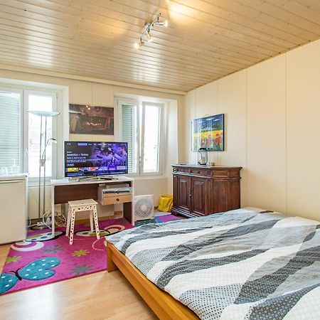 Chambre Double Last Minute Payerne Exteriör bild