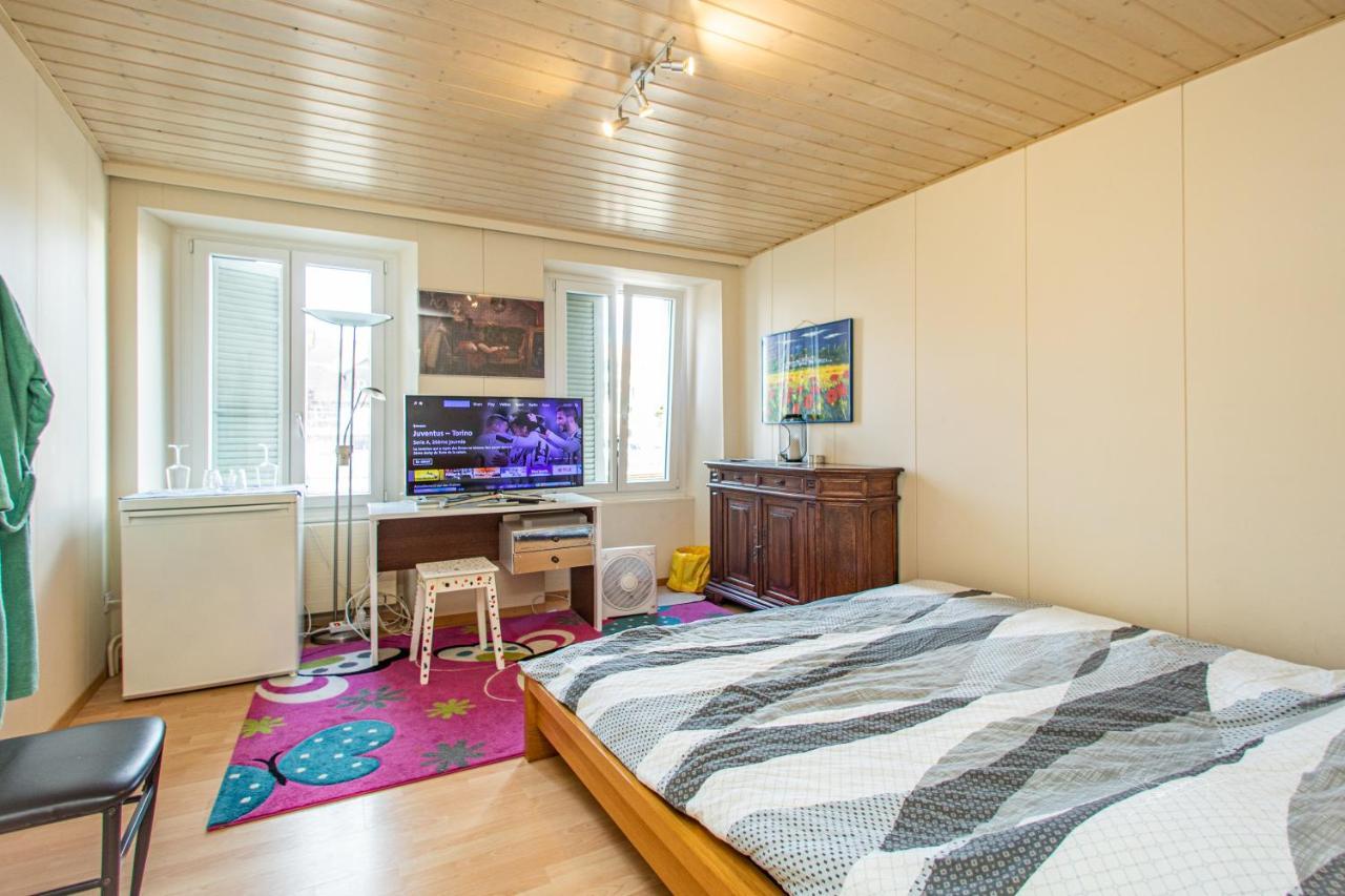 Chambre Double Last Minute Payerne Exteriör bild
